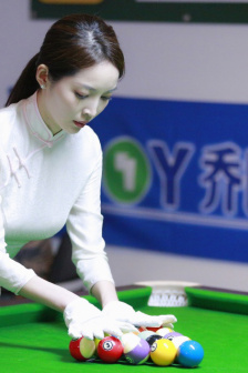 餐桌下狂C亲女水欧阳凝